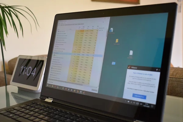 Finestra Task Manager sullo schermo di un laptop Windows 10
