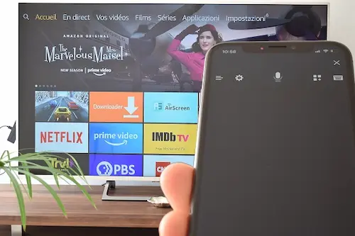 iPhone utilizzato come telecomando per Amazon Fire TV
