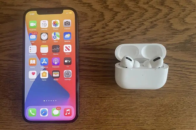 AirPods Pro e iPhone